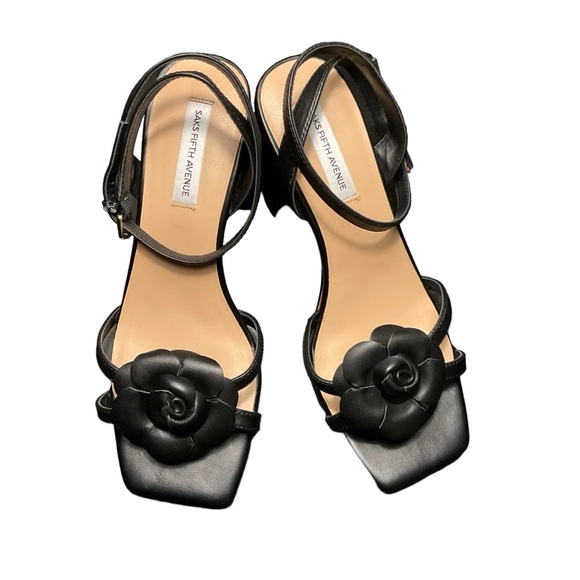 Saks Black Leather Sandals W5 - Picture 2 of 5